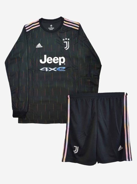 Juventus-Long-Sleeve-Away-Football-Jersey-And-Shorts-21-22-Season